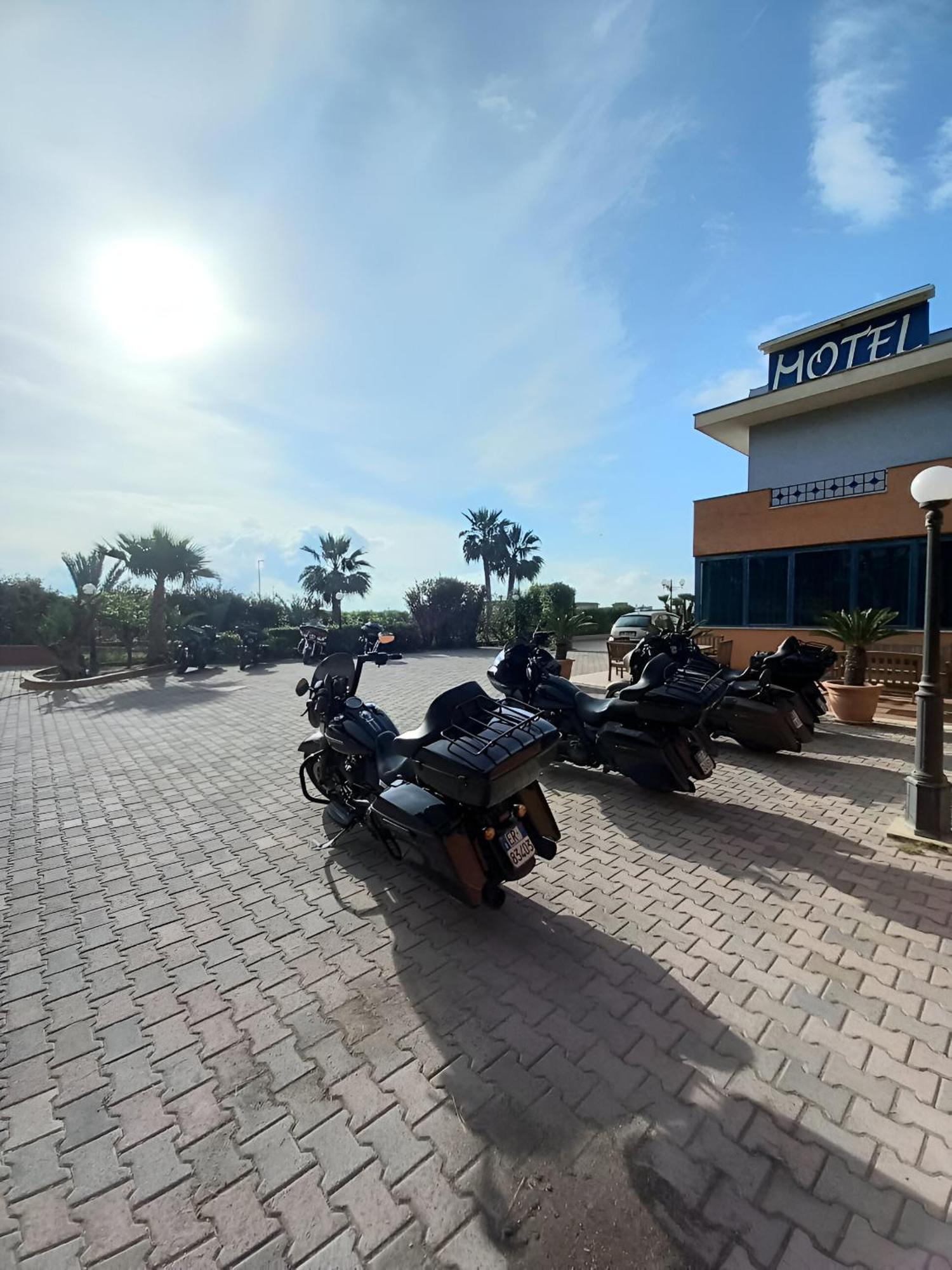 Motel - Hotel Nautico Pozzallo Dış mekan fotoğraf