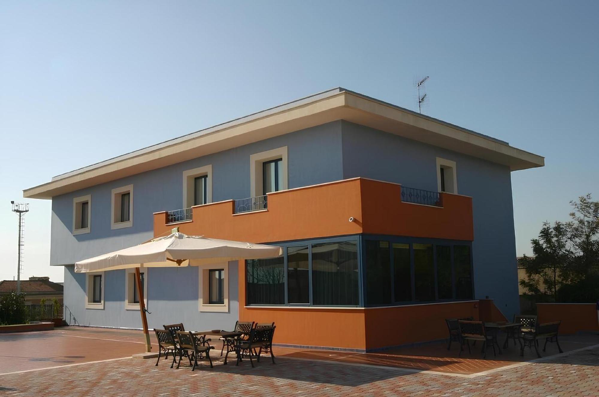 Motel - Hotel Nautico Pozzallo Dış mekan fotoğraf